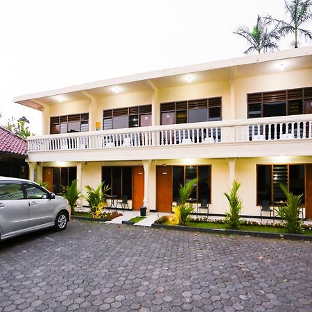 Oyo 93136 Hotel Santo Djaya 2 Bogor Exterior foto