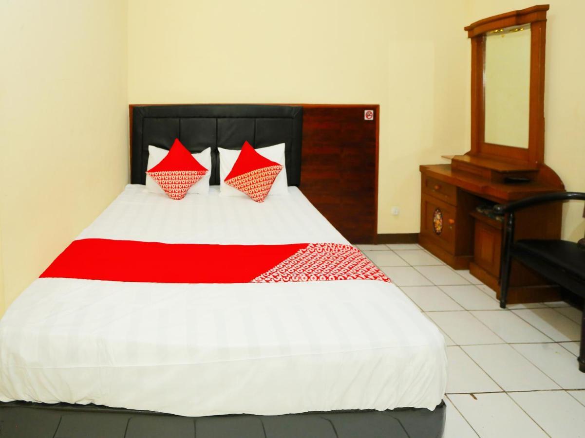 Oyo 93136 Hotel Santo Djaya 2 Bogor Exterior foto