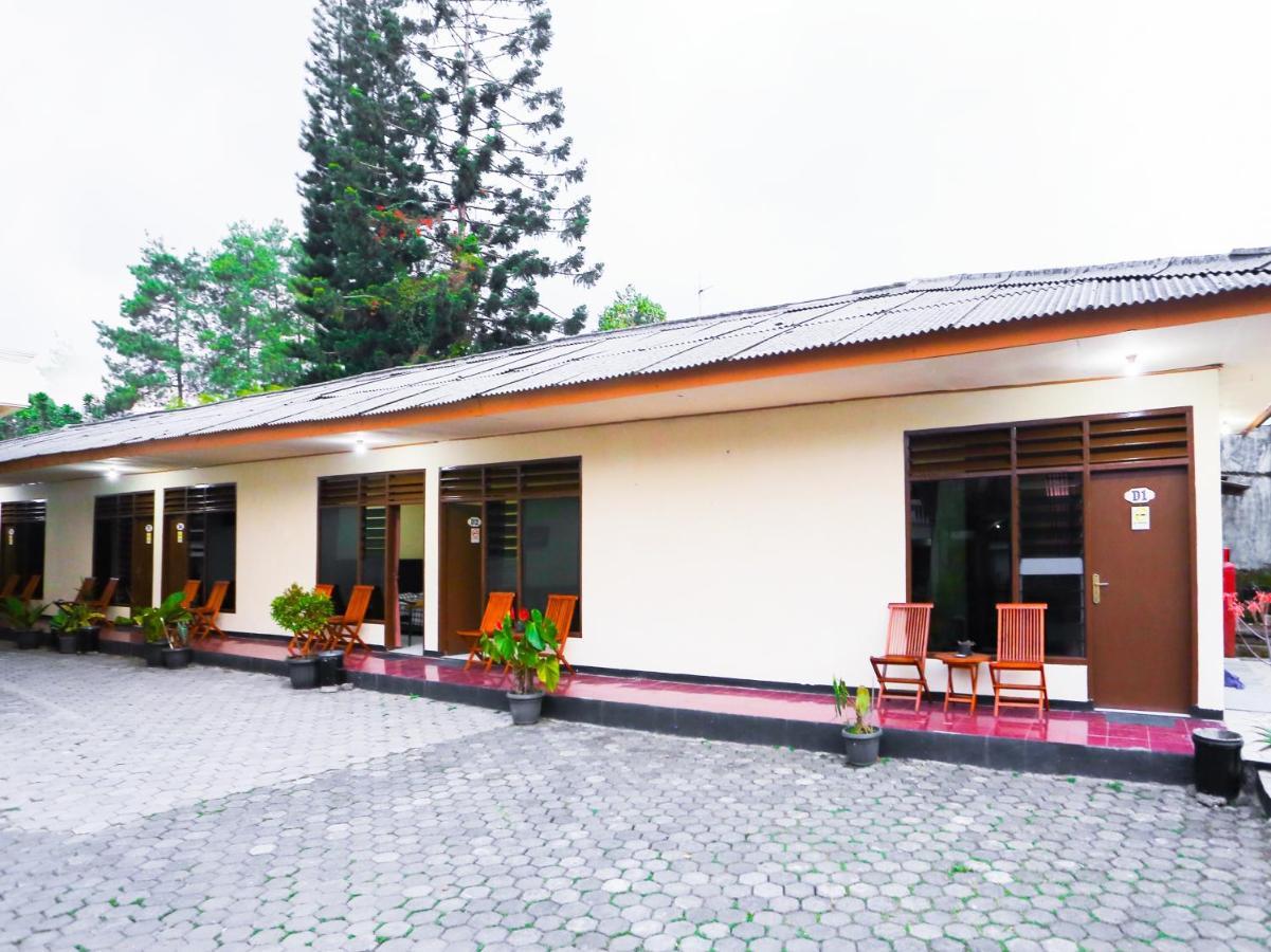 Oyo 93136 Hotel Santo Djaya 2 Bogor Exterior foto